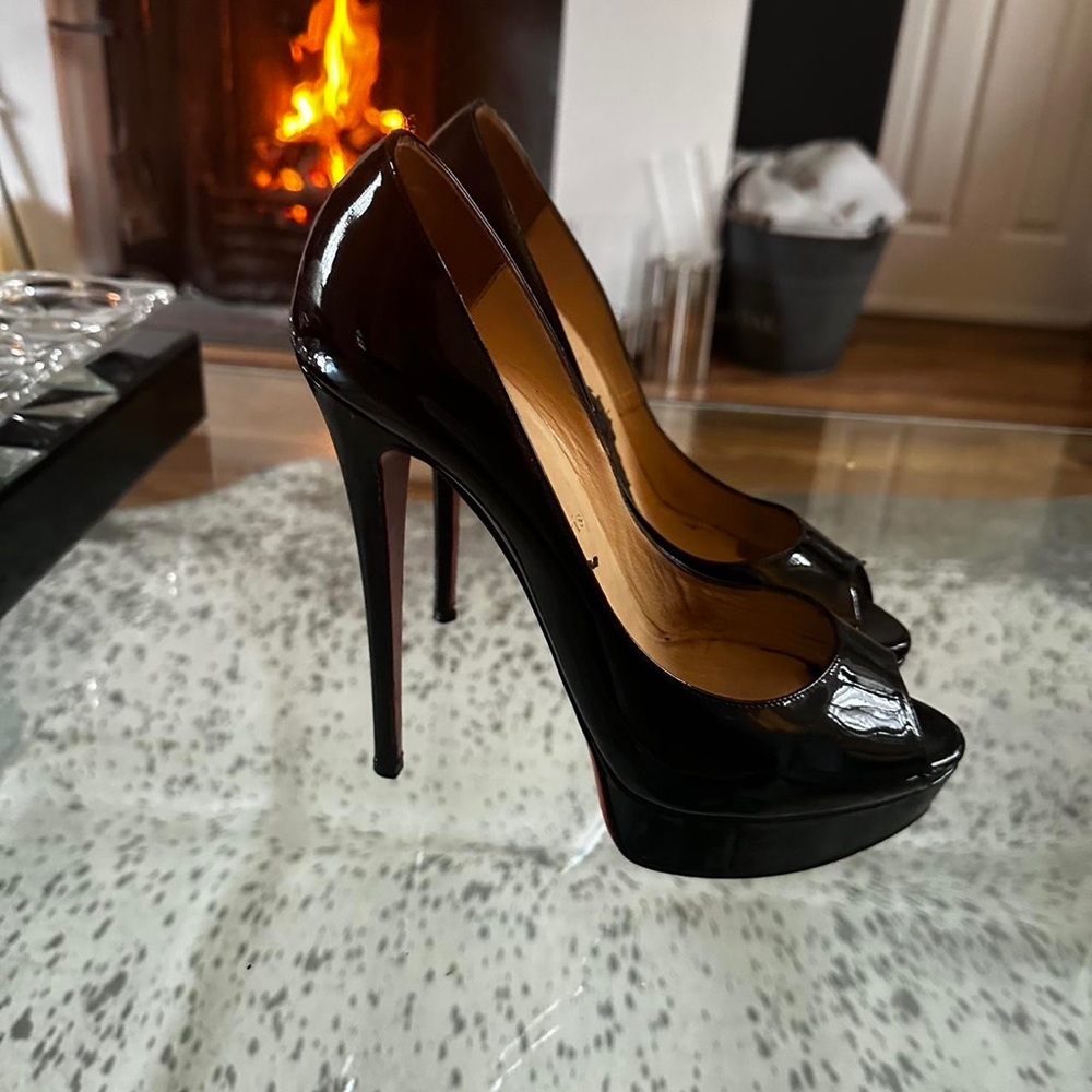 LOUBOUTIN Lady Peep Heels